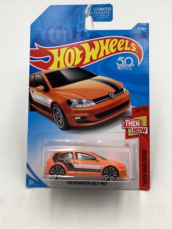 2018 Hot Wheels #21 Volkswagen golf MK7 95C For Sale