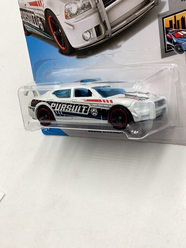 2018 Hot Wheels #208 Dodge Charger Drift White 58D For Cheap