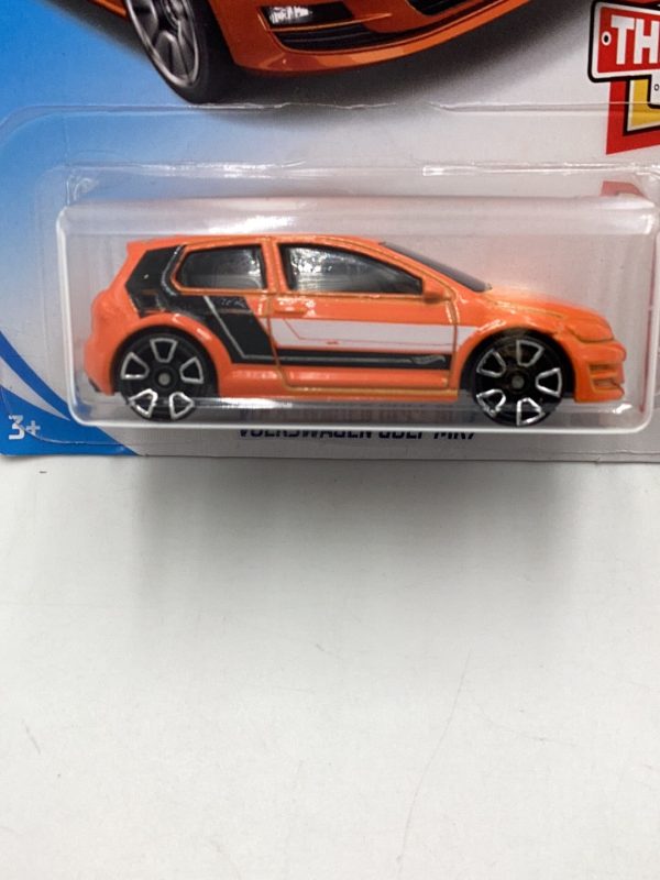 2018 Hot Wheels #21 Volkswagen golf MK7 95C For Sale