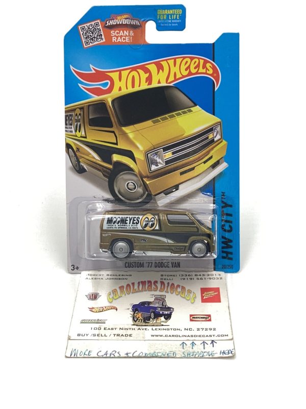 2015 Hot Wheels super treasure hunt #20 Custom 77 Dodge Van Mooneyes W Protector Sale