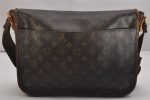 Authentic Louis Vuitton Monogram Messenger Bosphore GM M40105 Shoulder Bag 2417J For Sale