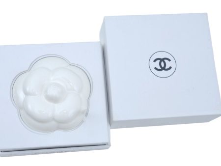 Authentic CHANEL Camellia Paper Weight Ceramic White CC Box K7371 Supply